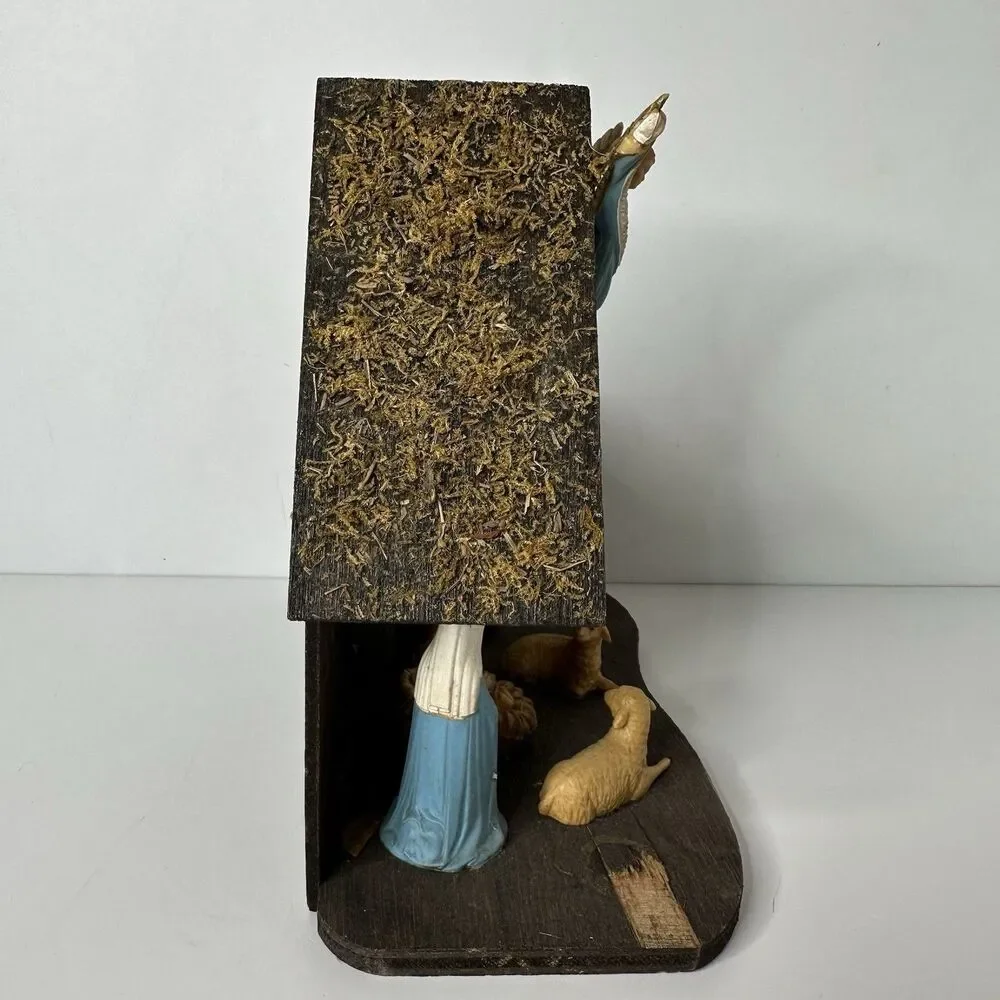 Vtg Wooden Nativity Manger Creche Plastic Fixed Figures Jesus‎ Angel Mary Joseph